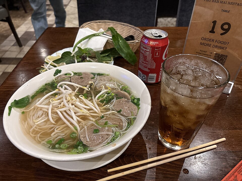 Phở Hòa Pasteur
