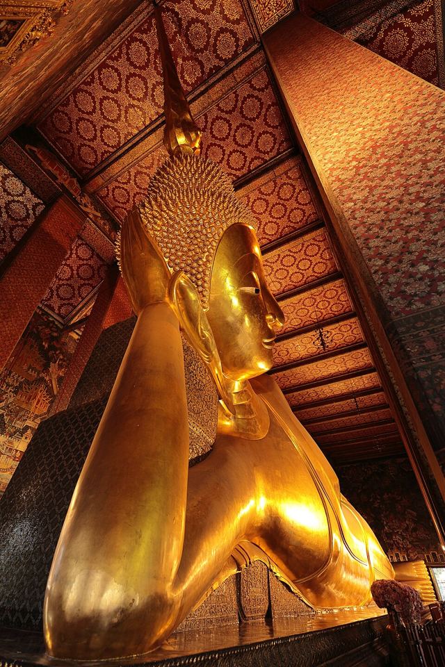 Wat Pho (Liegender Buddha)